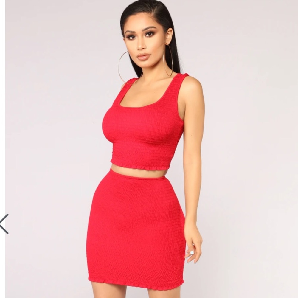 Fashion Nova Smoking Hot Set.